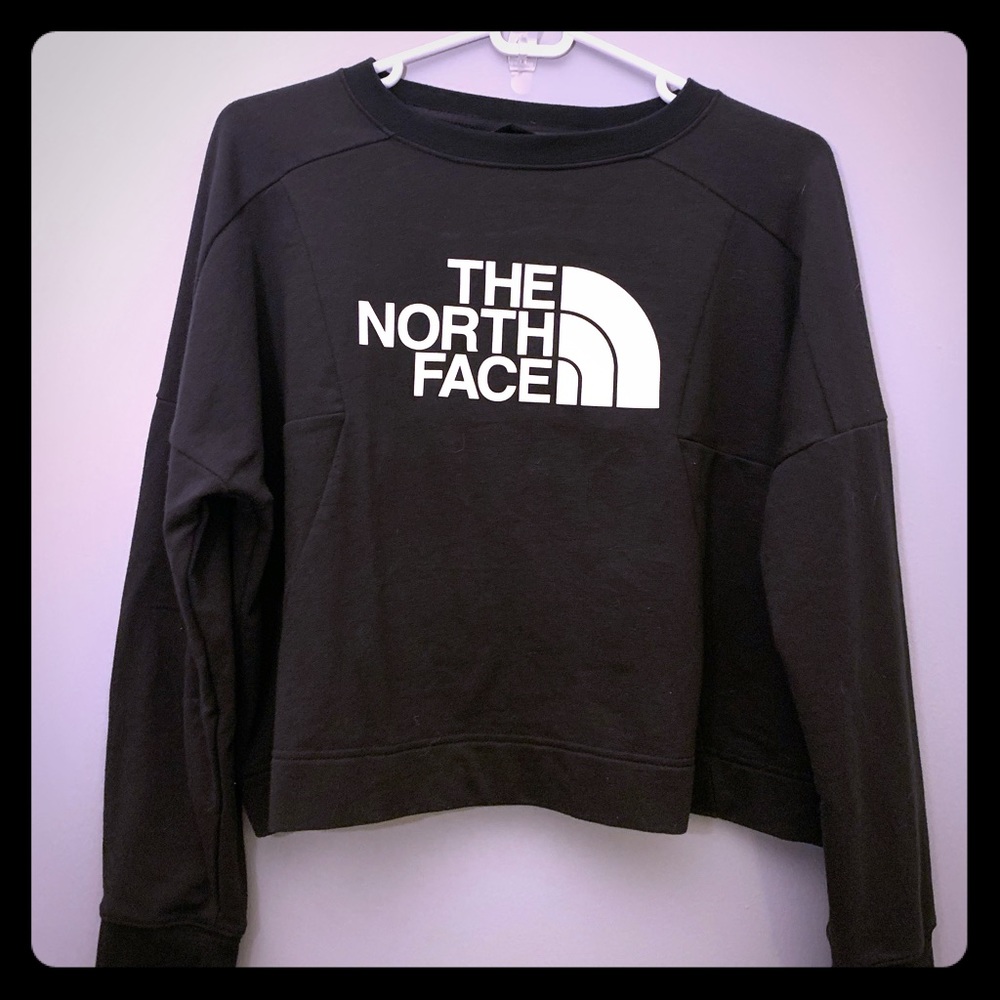 Cropped North Face Long Sleeve (never worn)